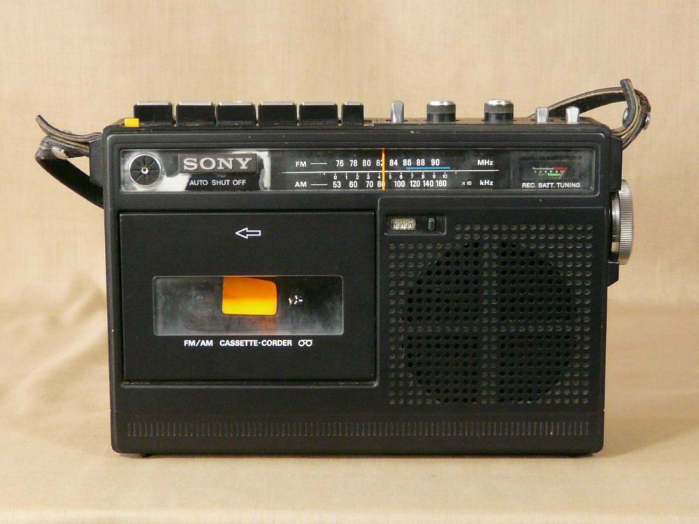 SONY ソニー CFS-V75(R) レッド FM AMステレオ・ラジオカセット スポーツ・ラジカセ ビンテージ ヴィンテージ レトロ ア  ミニコンポ、ラジカセ